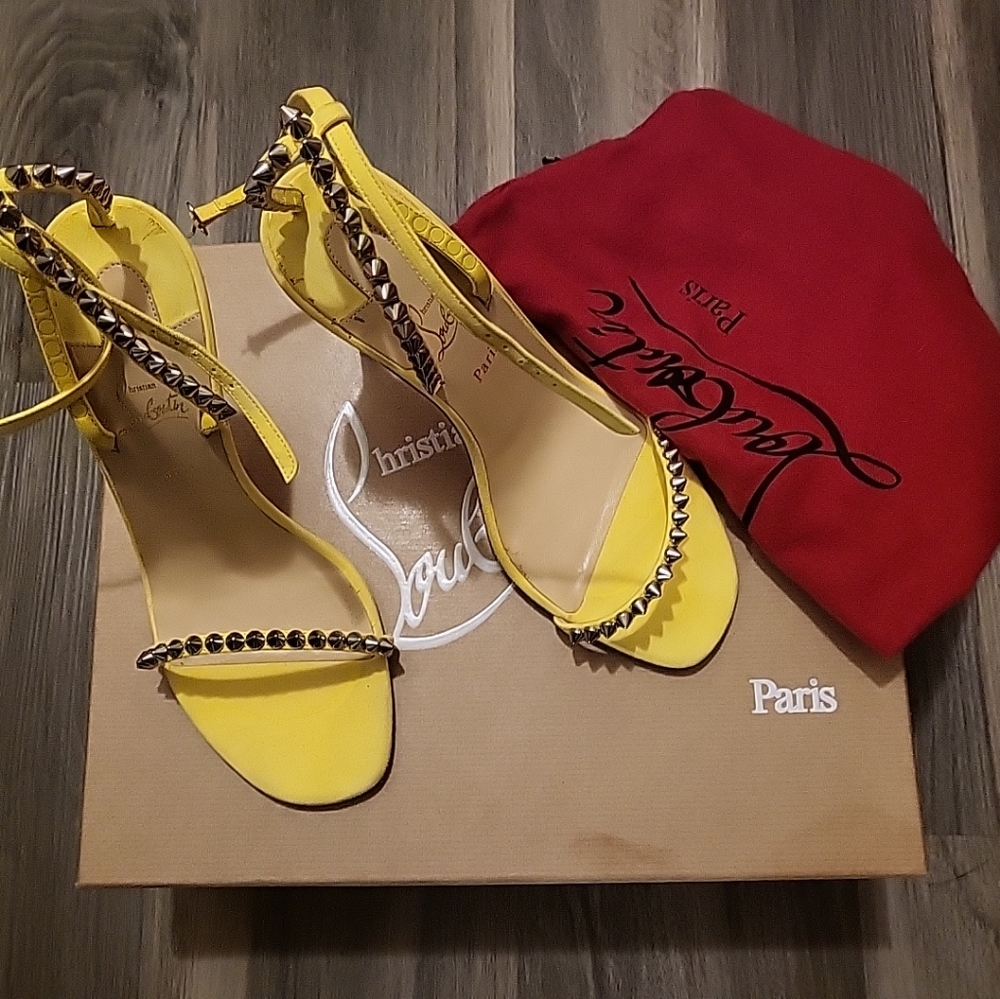 Christian Louboutin Heels Red Bottoms